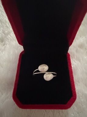 Natural Pearl Adjustable Ring - White Pearls